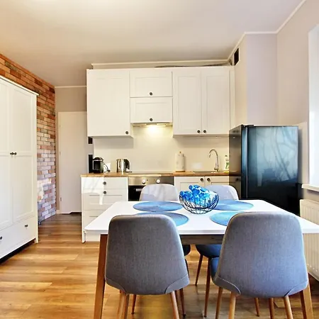 Apartament Kotwica Z Prywatnym Miejscem W Hali Garazowej Apartment Swinoujscie Exterior photo
